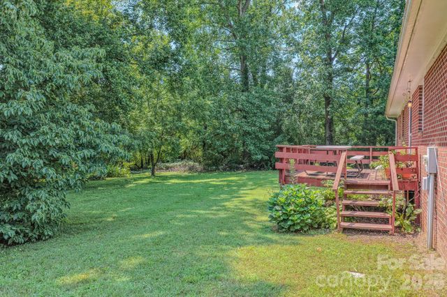 1169 Burkehurst Avenue, Morganton, NC 28655