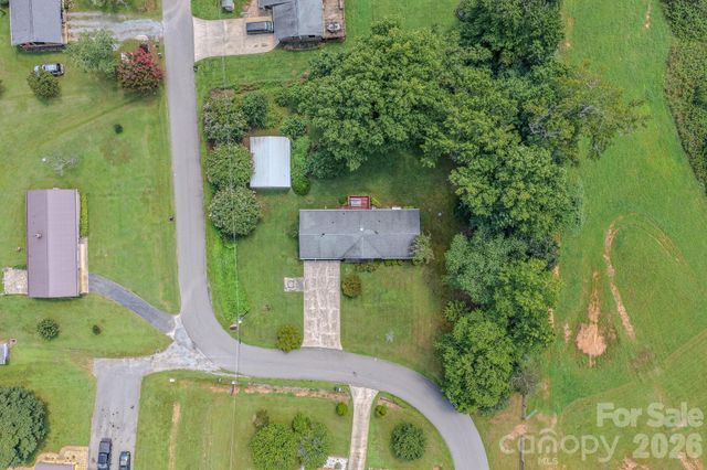 1169 Burkehurst Avenue, Morganton, NC 28655