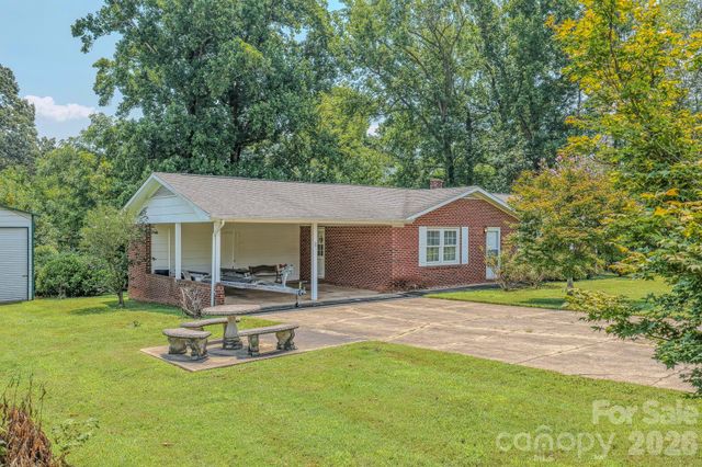 1169 Burkehurst Avenue, Morganton, NC 28655