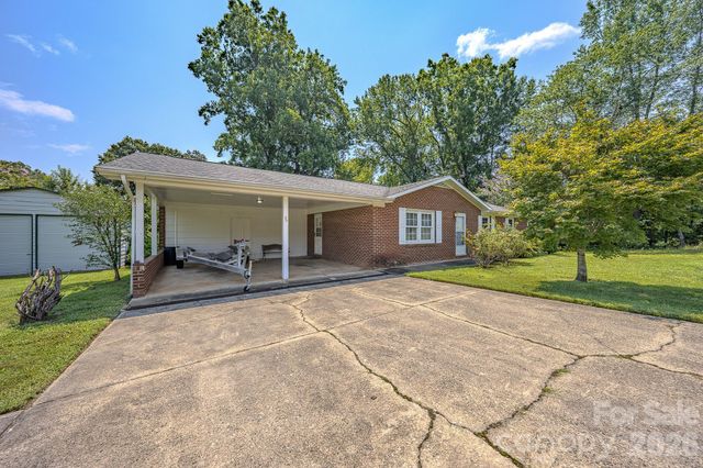 1169 Burkehurst Avenue, Morganton, NC 28655