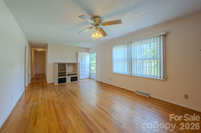1169 Burkehurst Avenue, Morganton, NC 28655