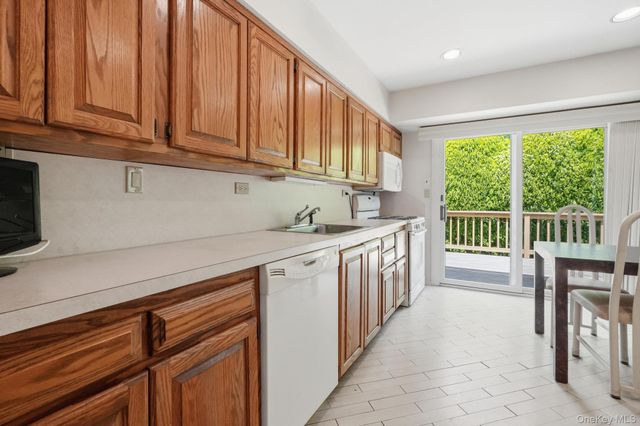 2367 Aron Drive E, Seaford, NY 11783