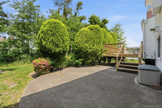 2367 Aron Drive E, Seaford, NY 11783
