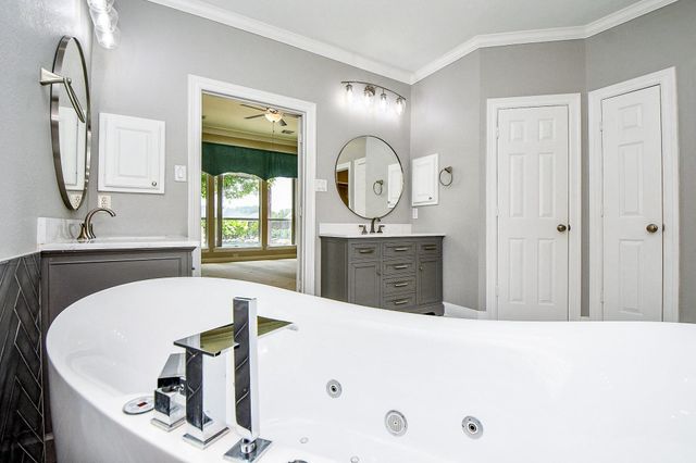 2227 Upland Park Drive, Sugar Land, TX 77479
