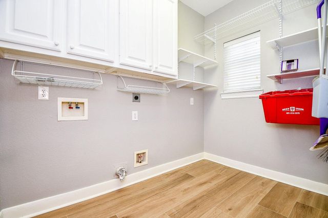 2227 Upland Park Drive, Sugar Land, TX 77479