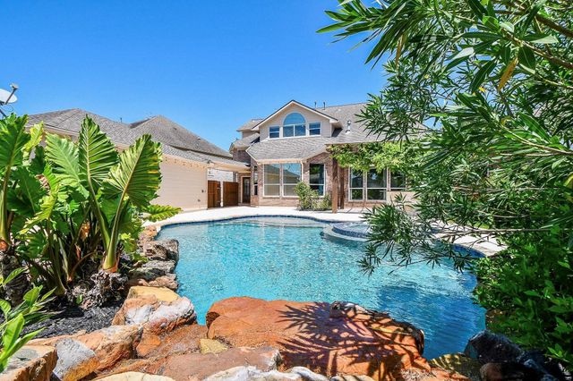 2227 Upland Park Drive, Sugar Land, TX 77479