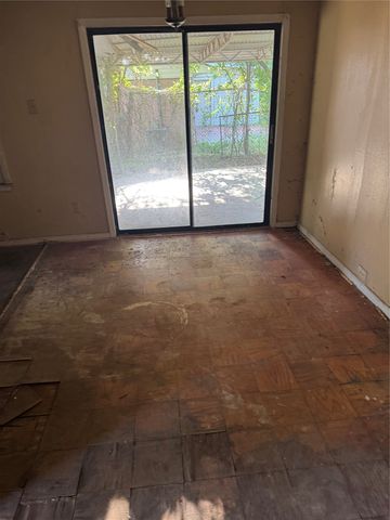 1021 Huntington Lane, Shreveport, LA 71106