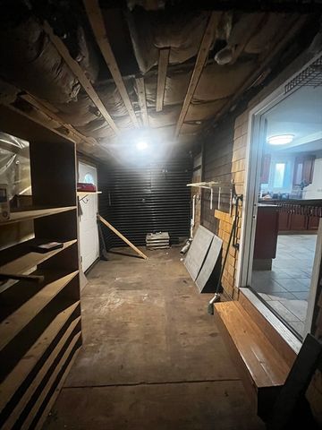 27 Argyle St 1, Revere, MA 02151