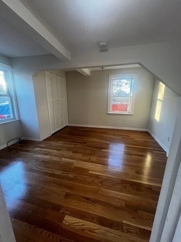 27 Argyle St 1, Revere, MA 02151