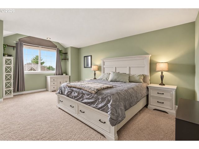 13231 Se JORDAN Ct, Happy Valley, OR 97086