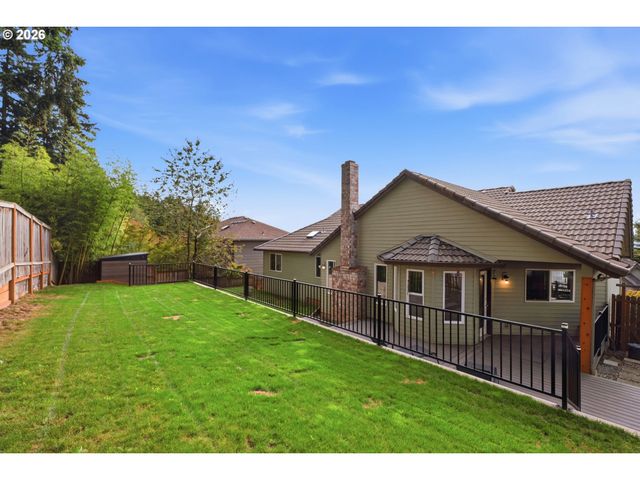 13231 Se JORDAN Ct, Happy Valley, OR 97086