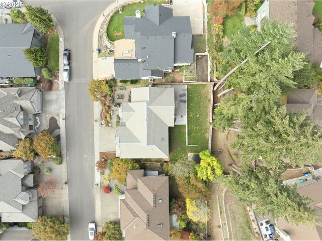 13231 Se JORDAN Ct, Happy Valley, OR 97086