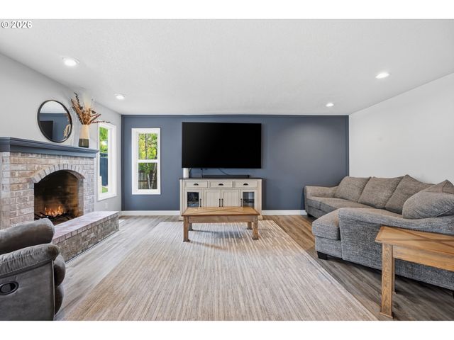 13231 Se JORDAN Ct, Happy Valley, OR 97086