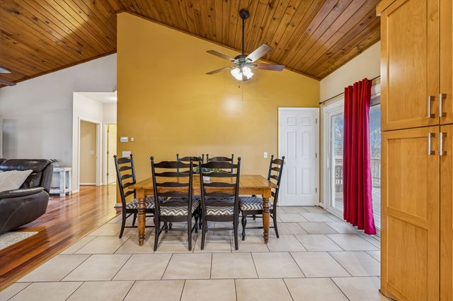 9200 Dobbs Cemetery Rd, Baxter, TN 38544