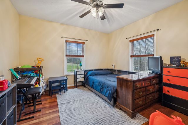 9200 Dobbs Cemetery Rd, Baxter, TN 38544