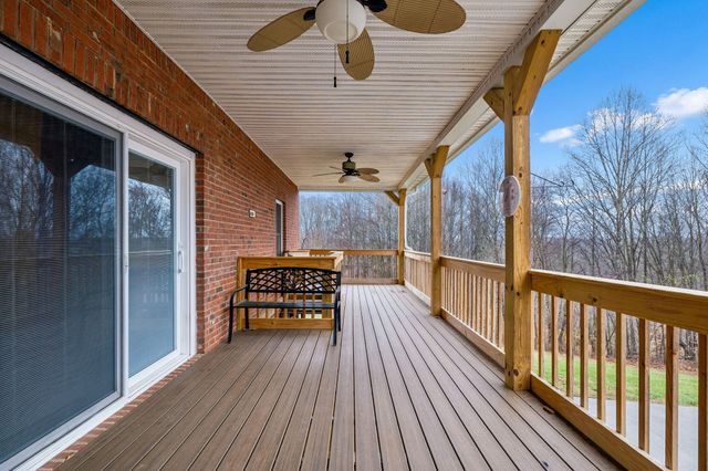 9200 Dobbs Cemetery Rd, Baxter, TN 38544