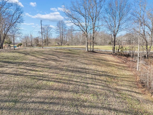 9200 Dobbs Cemetery Rd, Baxter, TN 38544