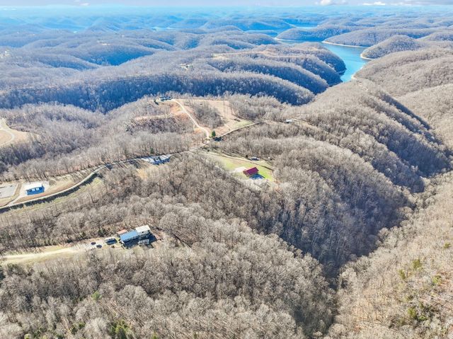 9200 Dobbs Cemetery Rd, Baxter, TN 38544