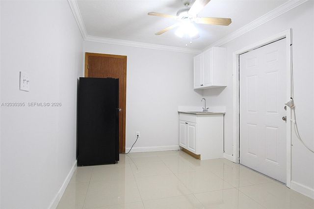 7281 SW 9th Street 2, Miami, FL 33144