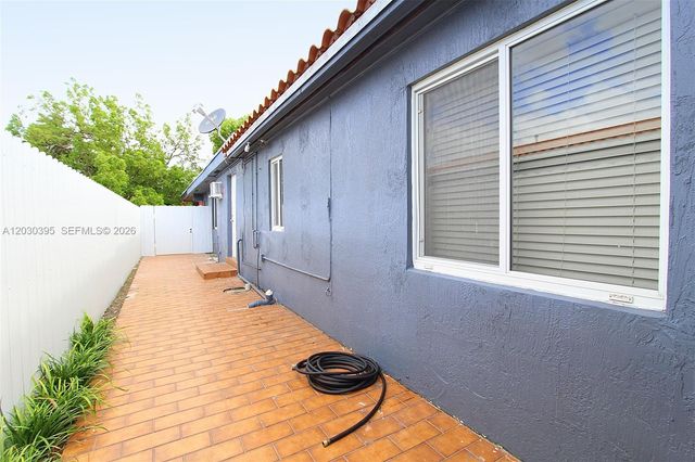 7281 SW 9th Street 2, Miami, FL 33144