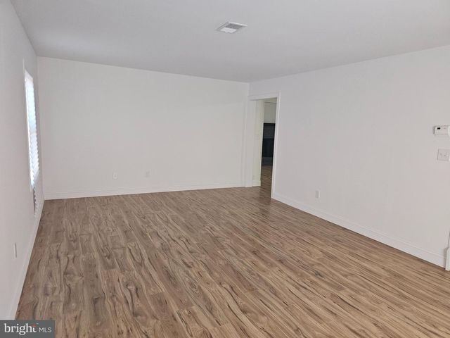 41 MADESTONE LN, Willingboro, NJ 08046