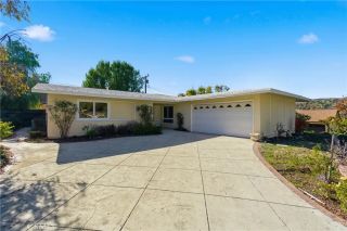 26136 Veva Way, Calabasas, CA 91302