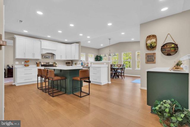 20 DANIELLE CT, Mays Landing, NJ 08330
