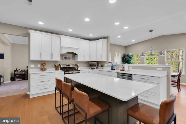 20 DANIELLE CT, Mays Landing, NJ 08330