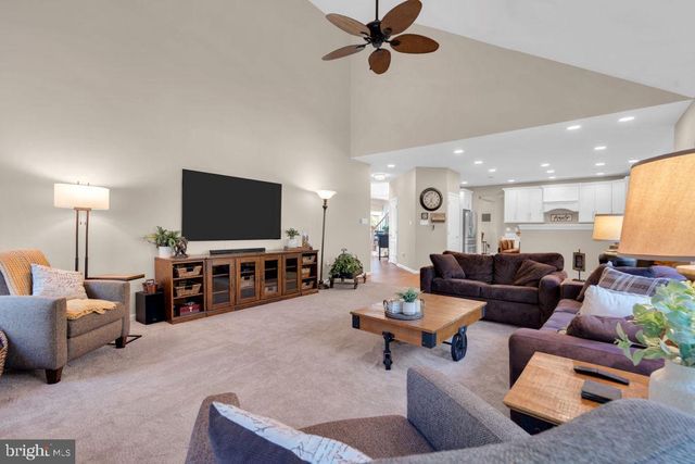 20 DANIELLE CT, Mays Landing, NJ 08330