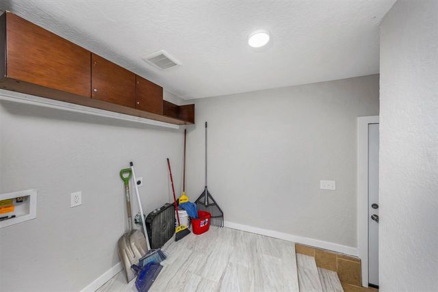 1515 SW H Ave, Lawton, OK 73501