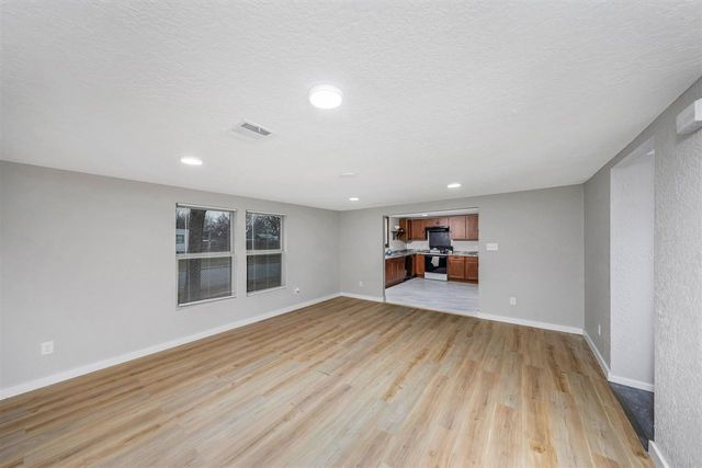 1515 SW H Ave, Lawton, OK 73501