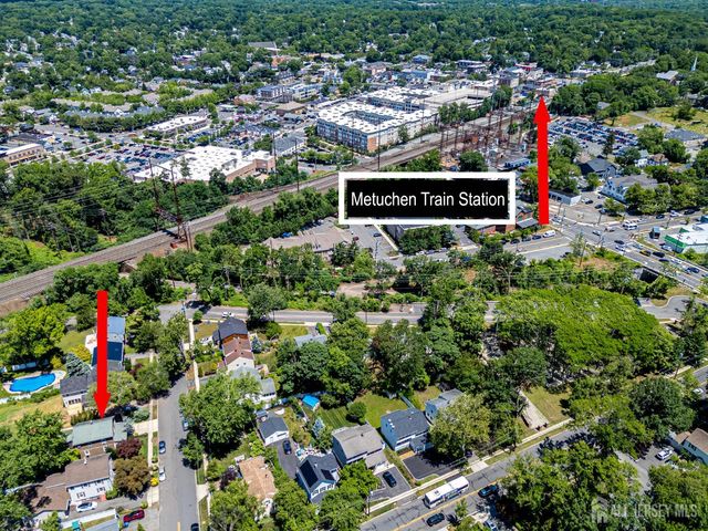 23 Rose Street, Metuchen, NJ 08840