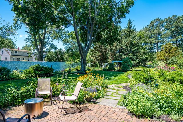 23 Rose Street, Metuchen, NJ 08840