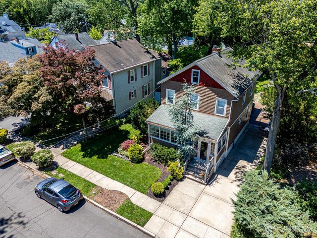 23 Rose Street, Metuchen, NJ 08840