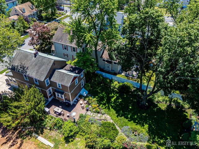 23 Rose Street, Metuchen, NJ 08840