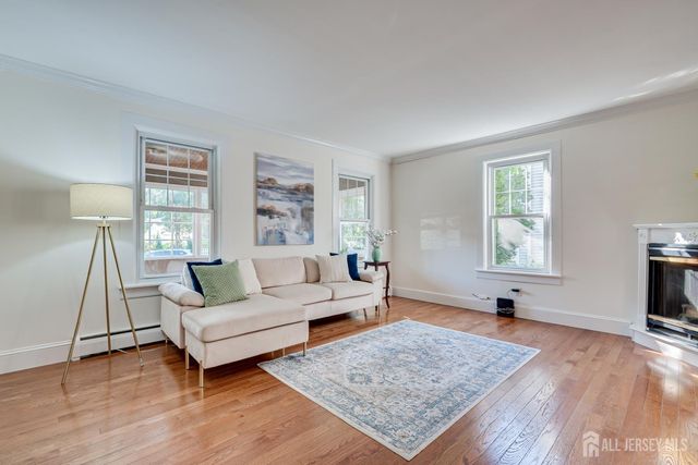 23 Rose Street, Metuchen, NJ 08840
