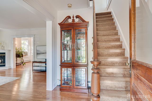 23 Rose Street, Metuchen, NJ 08840
