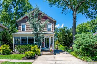 23 Rose Street, Metuchen, NJ 08840
