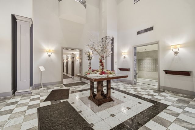 70 W Huron Street 607, Chicago, IL 60654