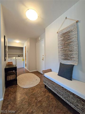 12500 Edgewater Drive 202, Lakewood, OH 44107