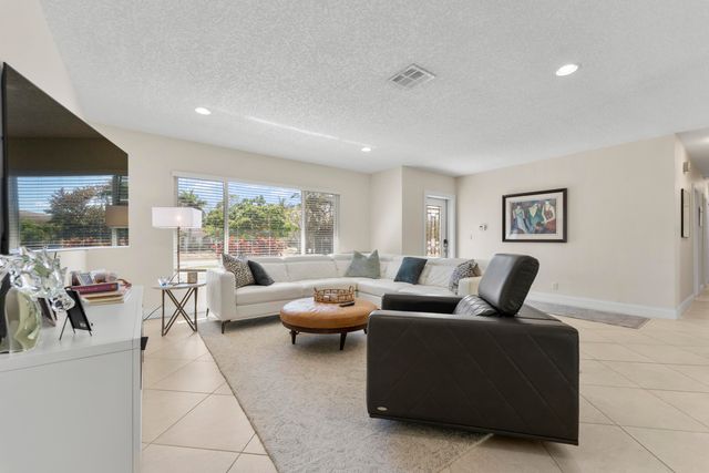 401 NE 10th Ter Terrace, Boca Raton, FL 33432