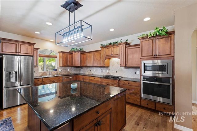 2151 W Teano, Meridian, ID 83646