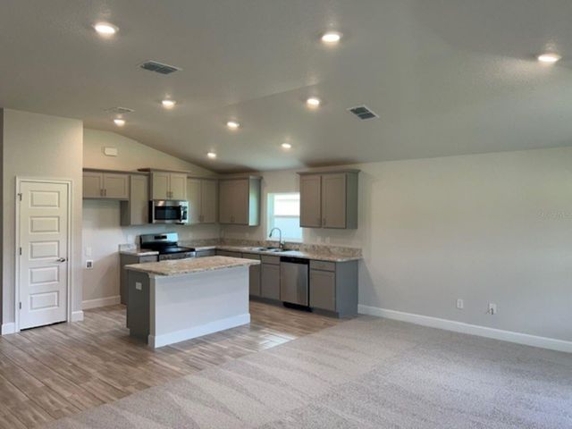 2194 NW 23RD LOOP, Ocala, FL 34475