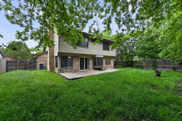 2401 Channing Drive, Grand Prairie, TX 75052