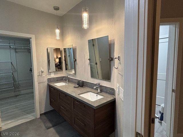 2784 Fountain Ridge Lane, Henderson, NV 89074