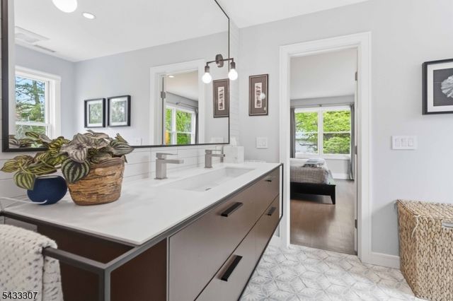 12 Normandy Pkwy, Morris Twp., NJ 07960