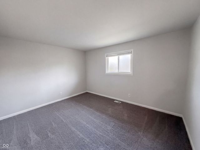 4663 W Runyon Lake Drive, Greenwood, IN 46143