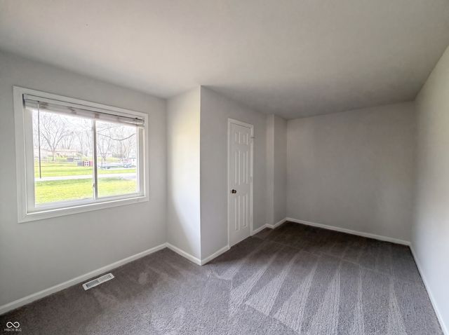 4663 W Runyon Lake Drive, Greenwood, IN 46143