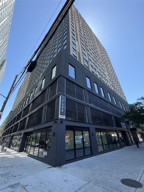9415 Sutphin Boulevard, Jamaica, NY 11435 — exterior