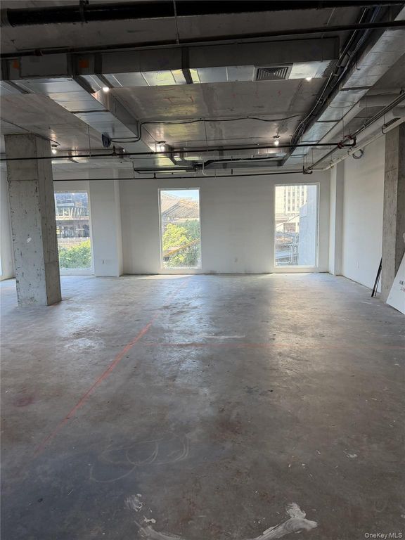 9415 Sutphin Boulevard, Jamaica, NY 11435 — photo 3